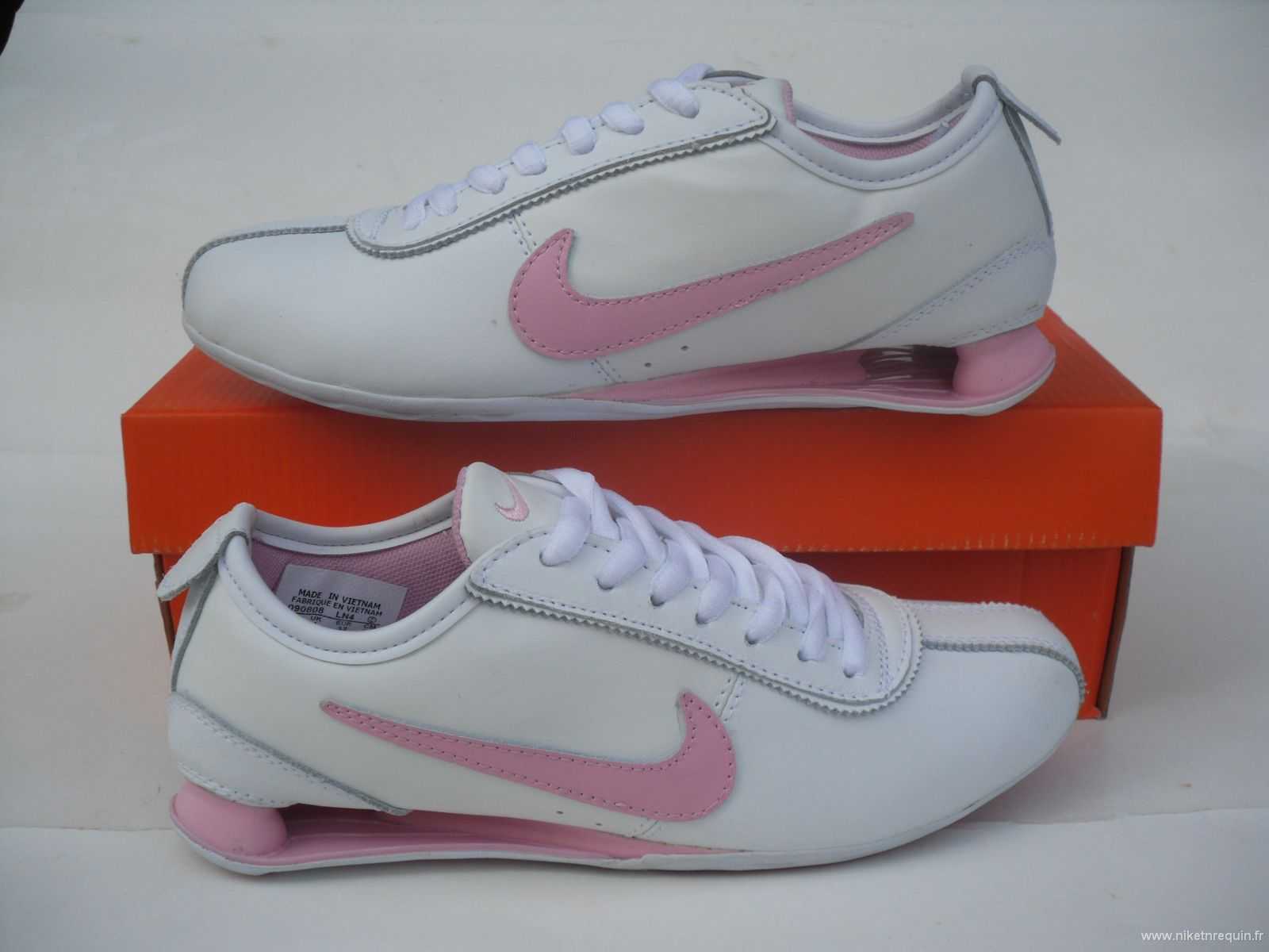 Nike Shox R2 Blanc Rose